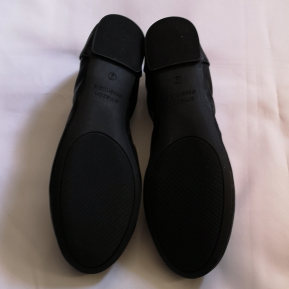 Amazon Essentials Ballet Shoes, Size 6, NWT, Black - Picture 4 of 4